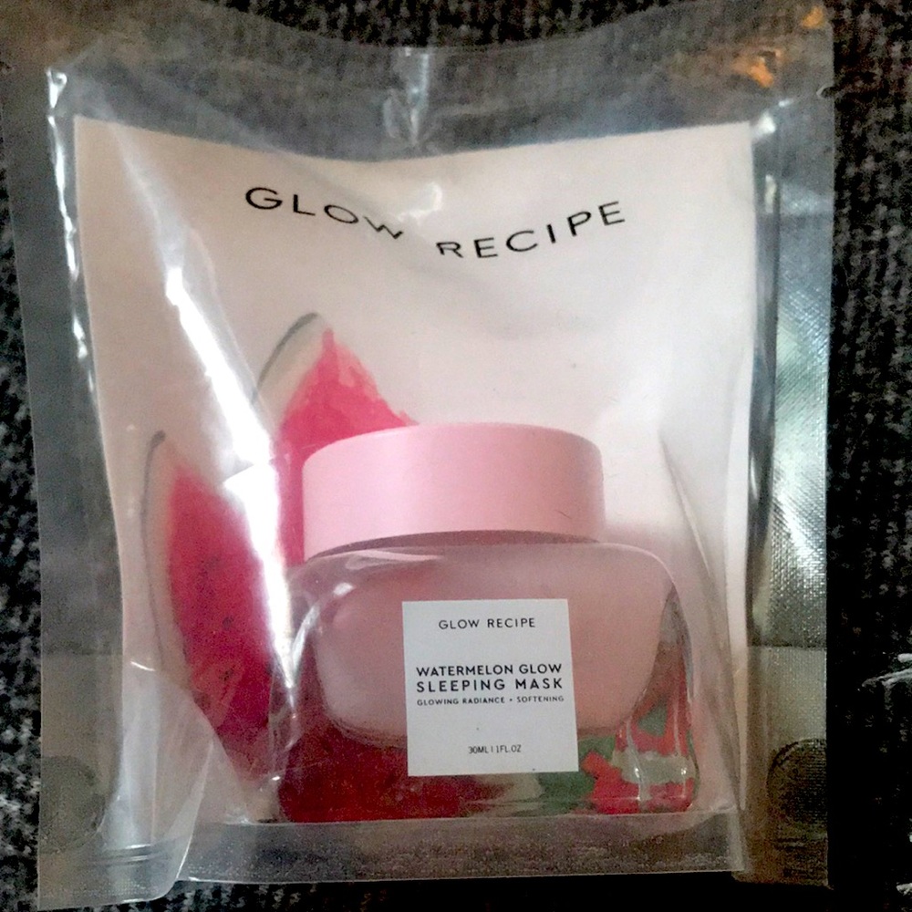 Glow recipe watermelon glow sleeping mask